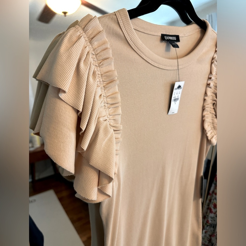 NWT Express cream ribbed dress size small